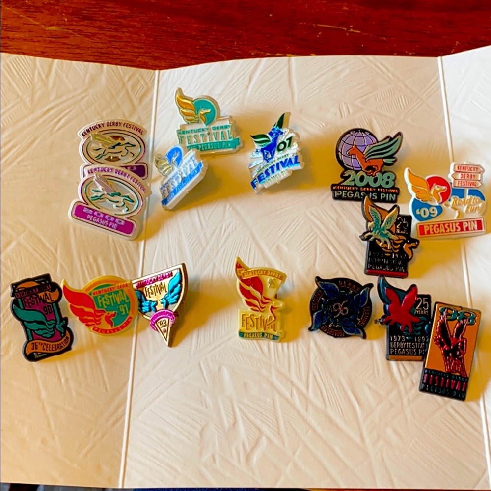 15 Derby pins